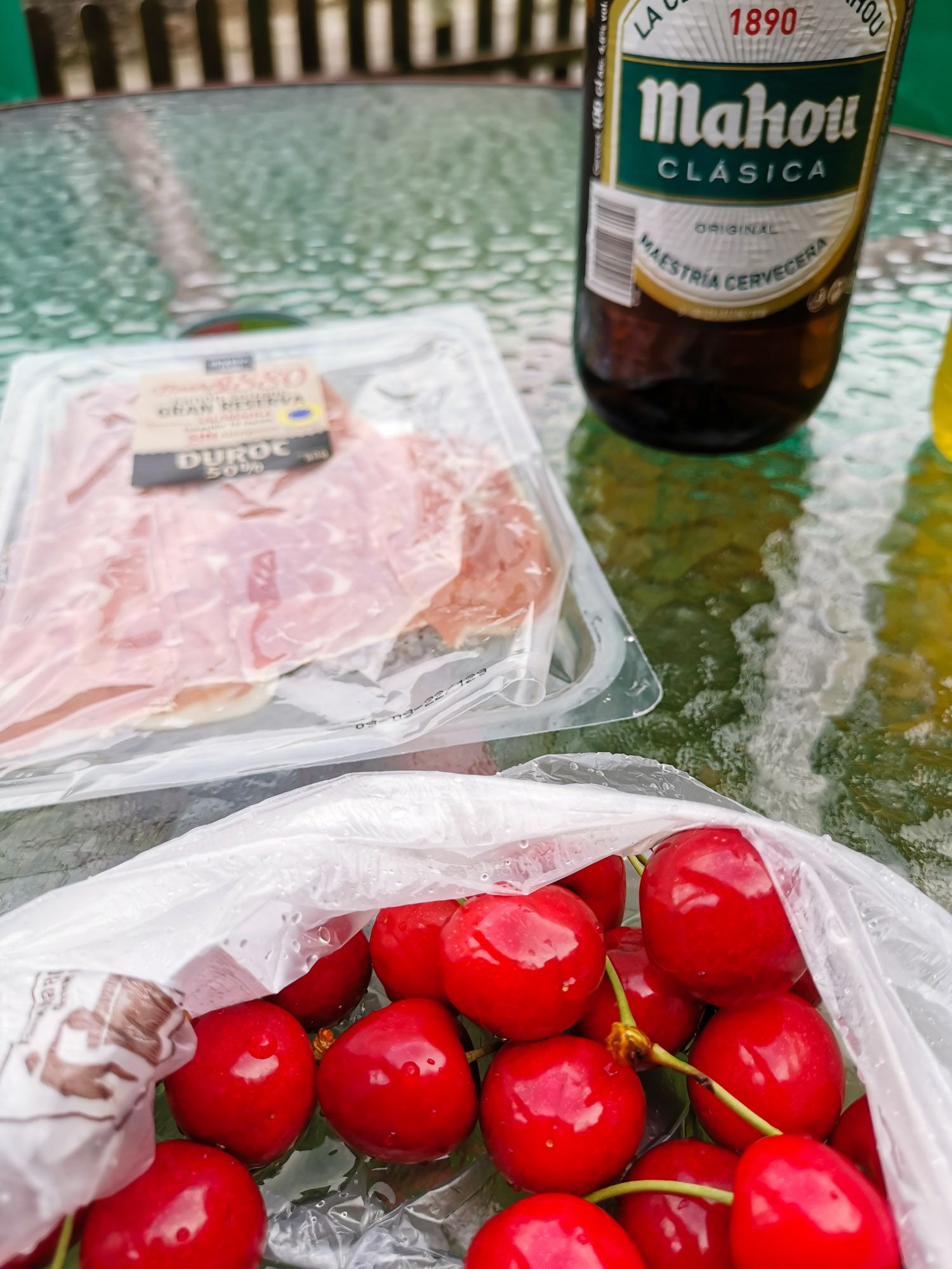 เชอร์รี่ แฮม แกล้มเบี้ยร์