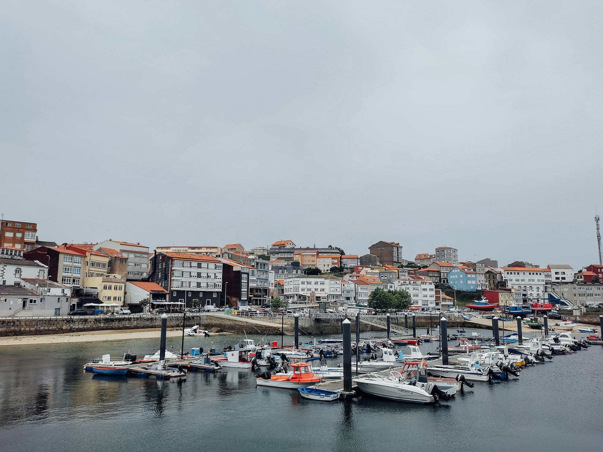 ท่าเรือเมือง Finisterre ประภาคารอยู่ไหน ไม่เห็นมี