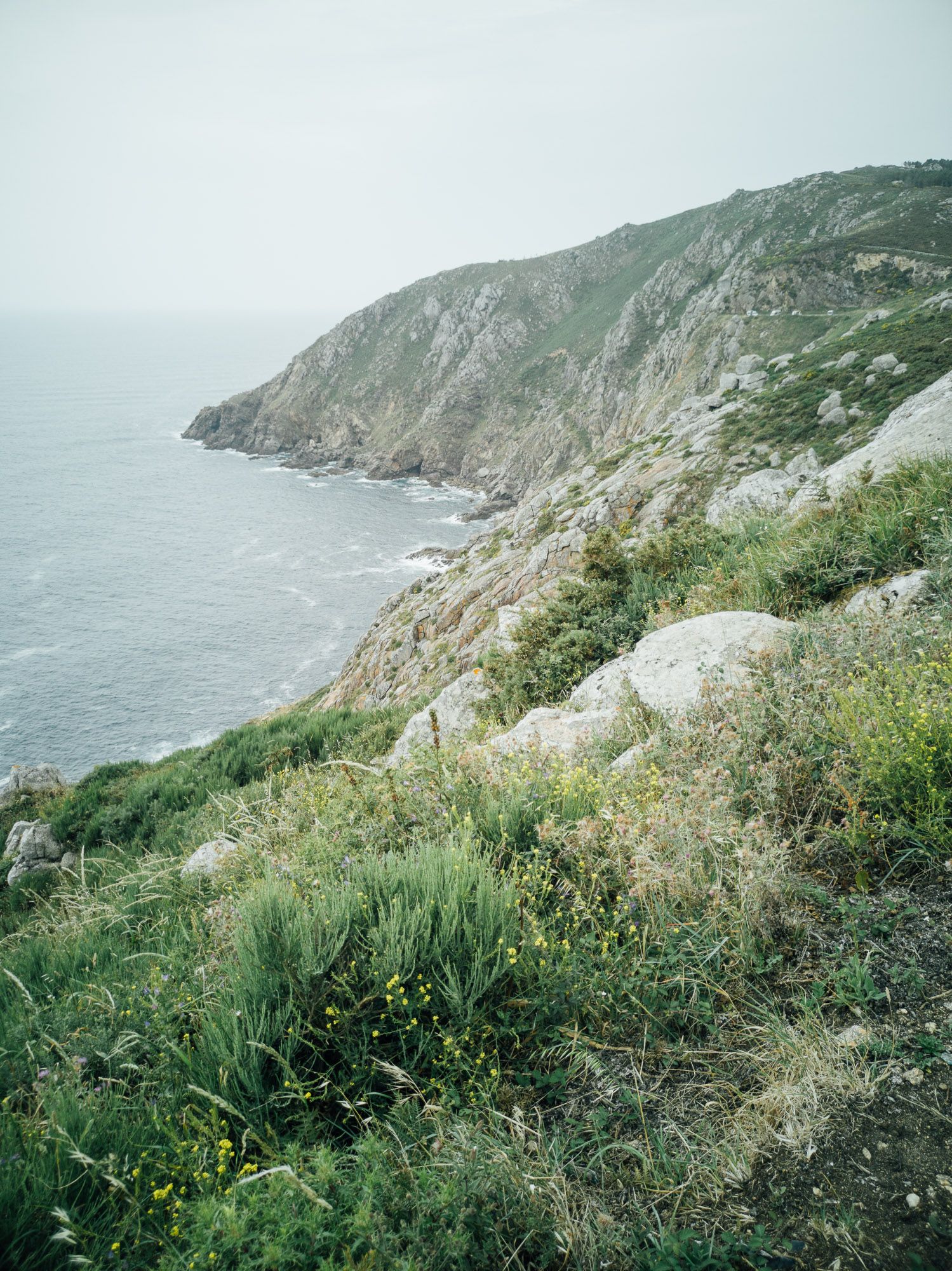 แหลมบริเวณใกล้ ๆ กับประภาคารที่ Finisterre