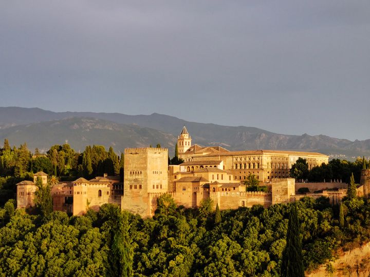 The Alhambra ปราสาทแบบมุสลิมที่สมบูรณ์ที่สุดในสเปน 🇪🇸